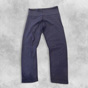 Lululemon Cropped Length Four-Way Stretch Sweat-Wicking Breathable Blue Black 4